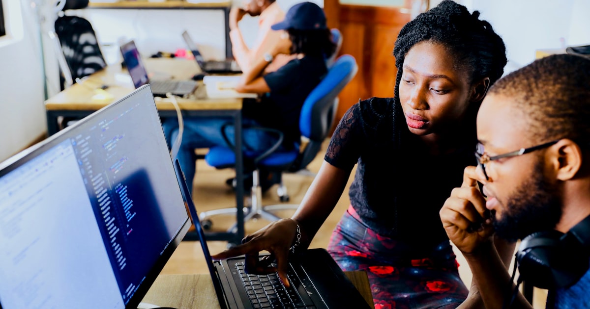 Microsoft 365 Business : ce que ça change vraiment pour une PME (au-delà des emails)